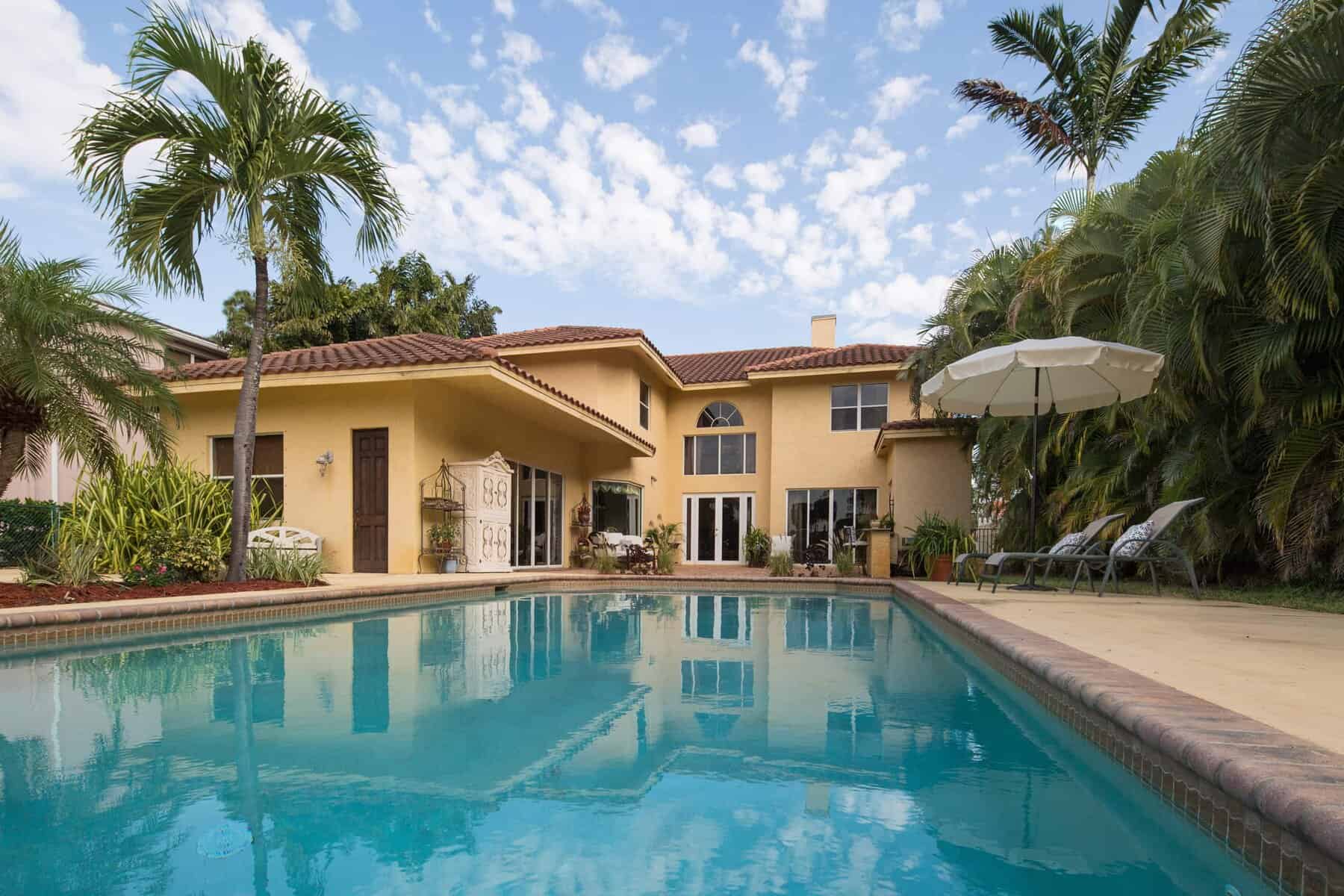 Luxury Home Prices Rise Amid Uptick in High-End Homebuying and Selling